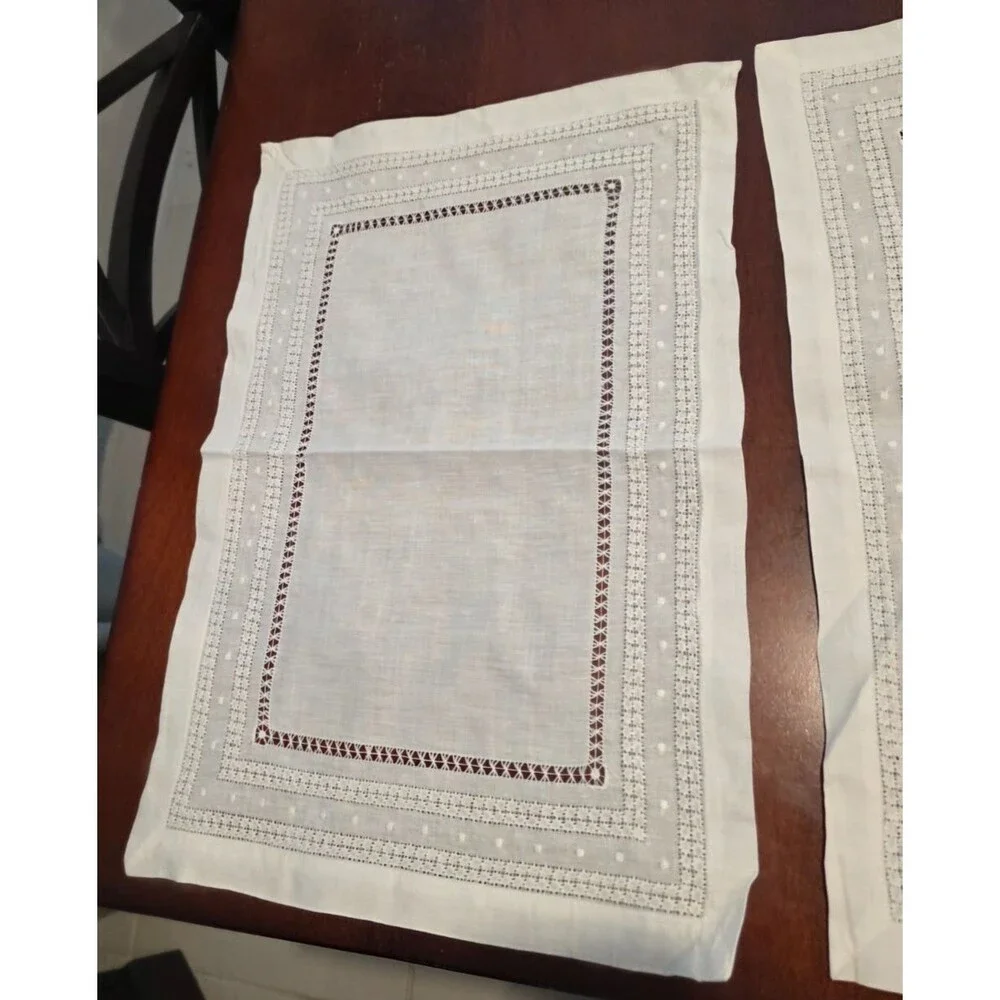 Cut Out Lace Linen Placemats White Set of 4 Vintage Handmade 19.5